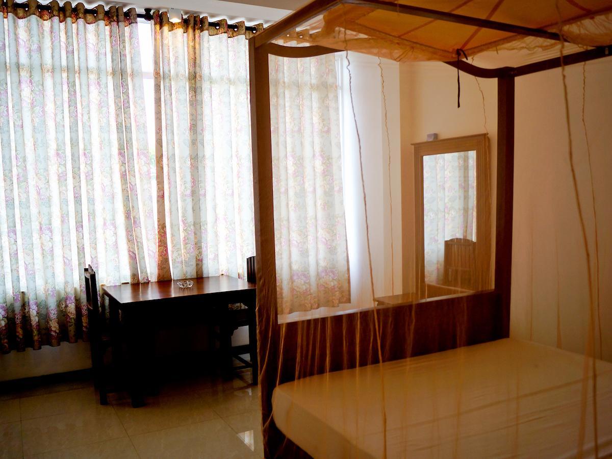 Sayurima Beach Hotel Ahangama Oda fotoğraf