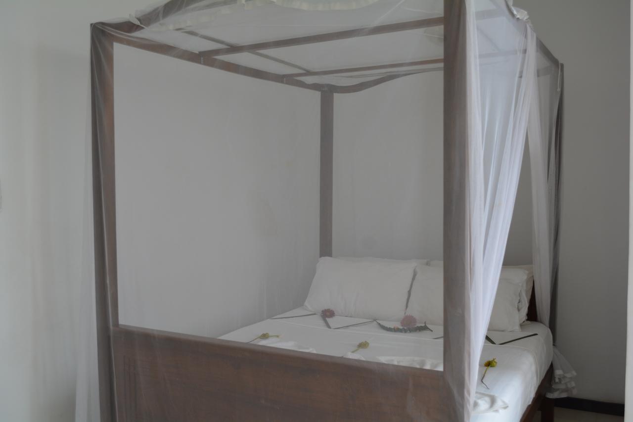 Sayurima Beach Hotel Ahangama Dış mekan fotoğraf