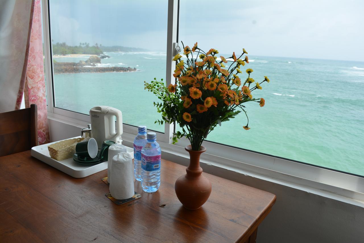 Sayurima Beach Hotel Ahangama Dış mekan fotoğraf